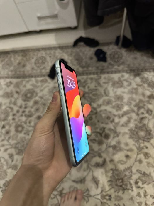 Продам айфон 11 iphone 11
