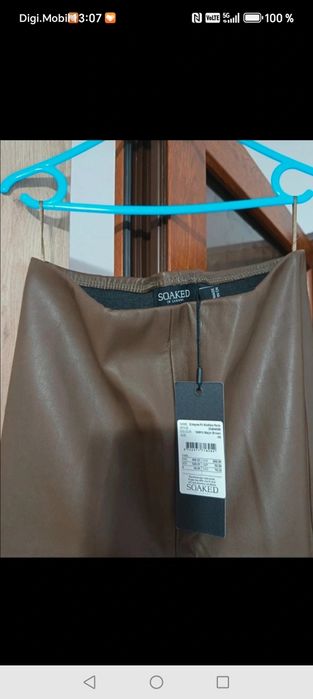 Pantaloni imitație de piele mărimea XS