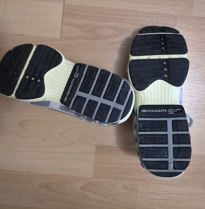 Adidași Nike Zoom Air Fire