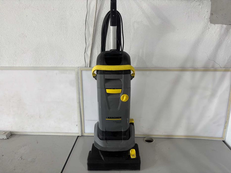 Подопочистващ автомат - Karcher BR 30/4 C