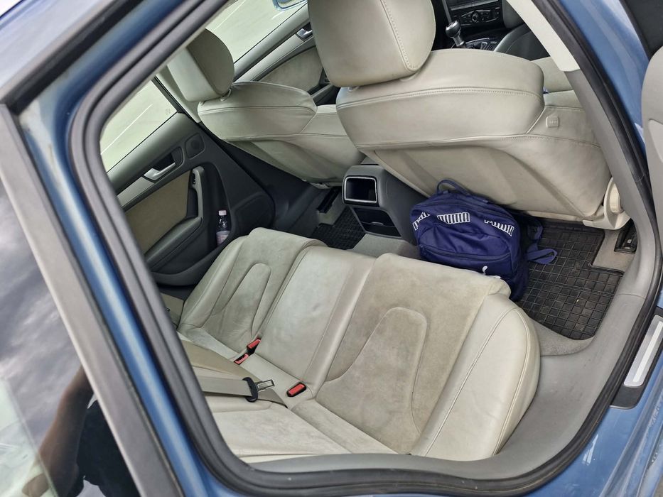 AUDI A4 2010 — imagine 5