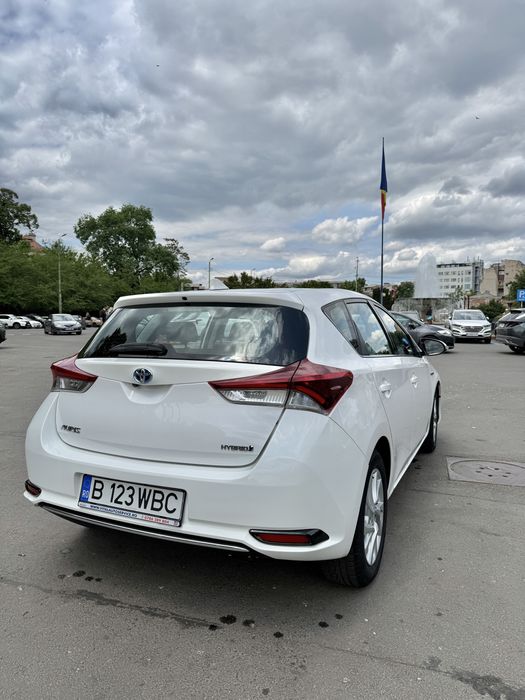 TOYOTA Auris 2018 — imagine 4