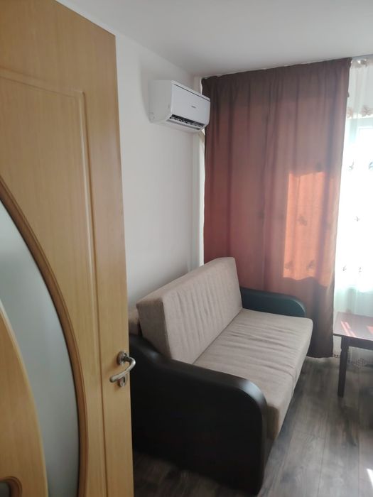 Cameră de cămin cu baie