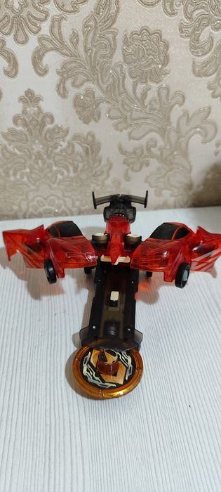 Продам скричеров! Машинка- трансформер!