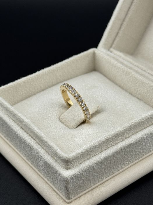 Кольцо с бриллиантами