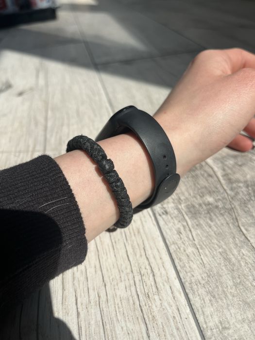 Фитнес гривна Xiaomi Mi Smart Band 6, запазен, като нов