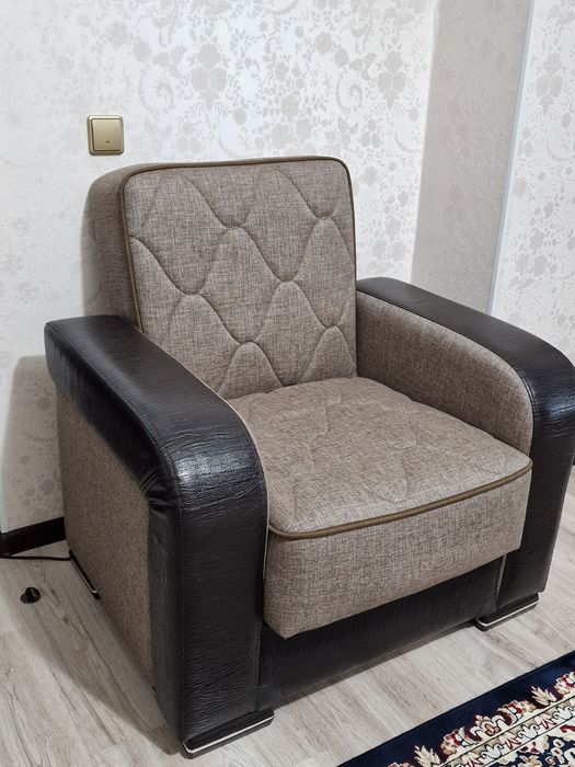 Продам два кресла