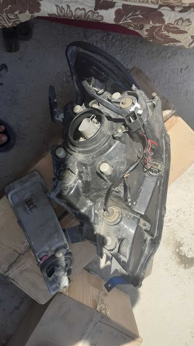 Mitsubishi outlander фары