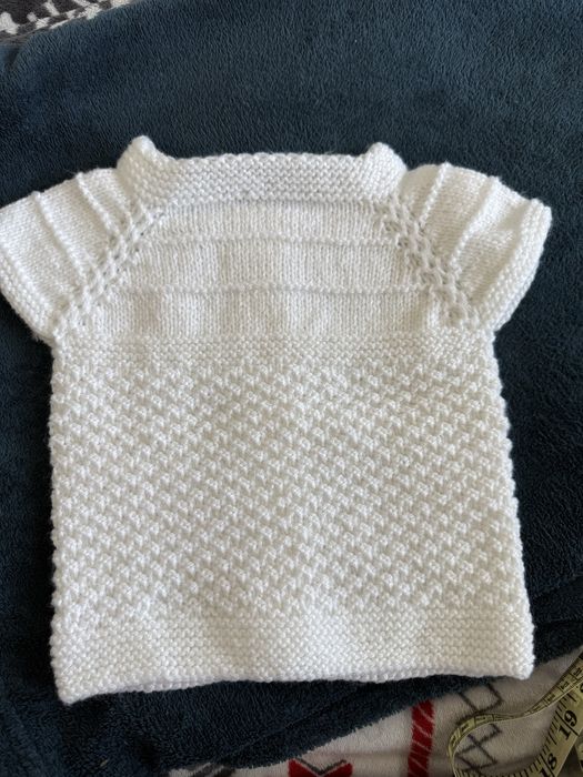 Ръчно изработени бебешки дрешки