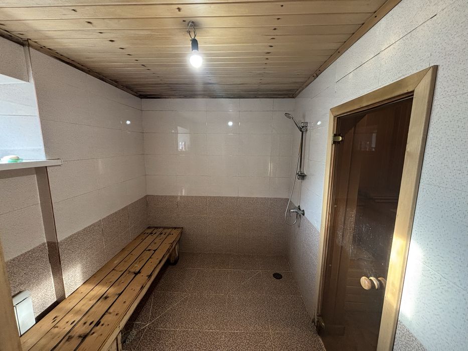 Баня 1000 тенге.