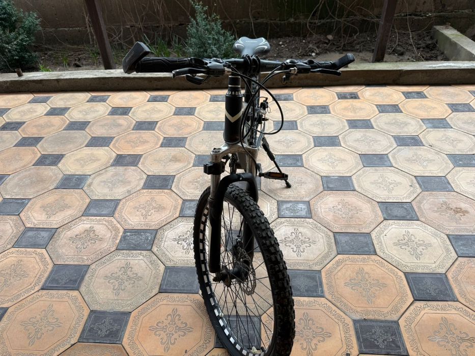 Велосипед в хорошом состоянии