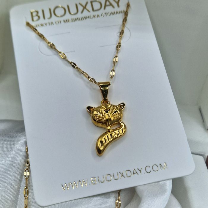 Луксозни колиета с 18к златно покритие!