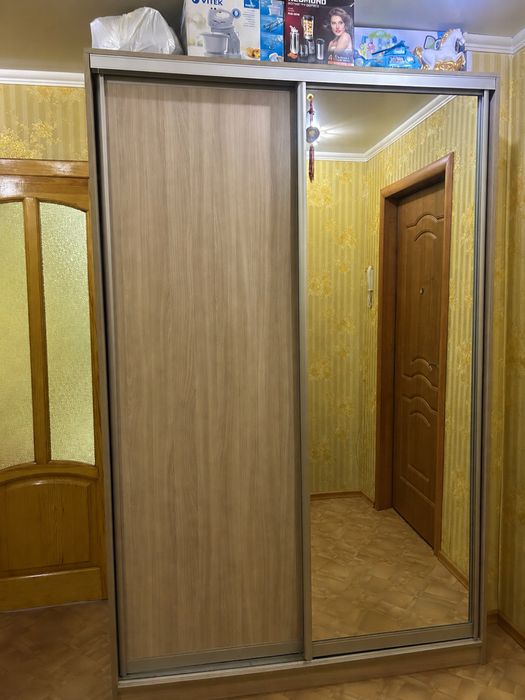 Продам шкаф купе