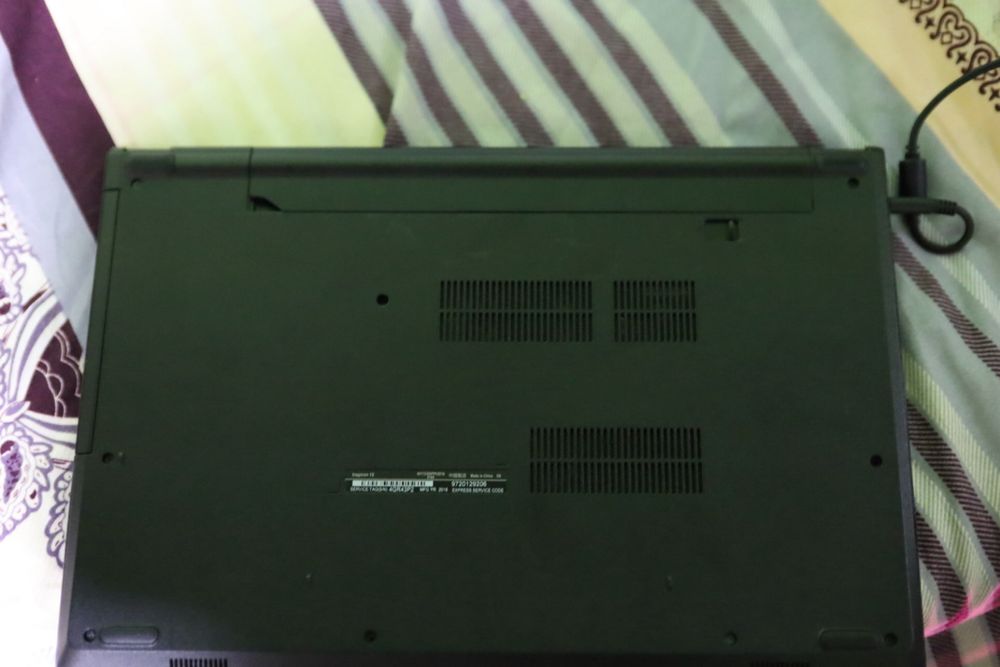 Laptop DELL Insprion 15 3000, 2018