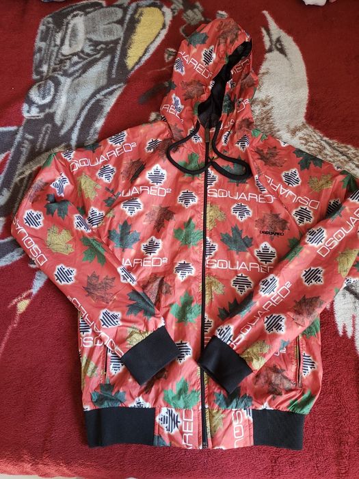 Мъжко яке Dsquared2 и Мъжки къси дънки Dsquared2