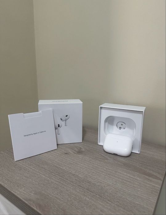 AirPods 2 Pro нови