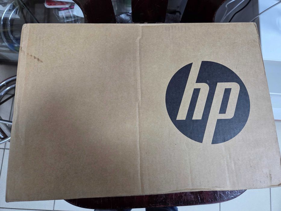 HP Laptop 14" i3-N305