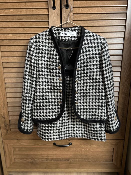 Сет Zara пола и късо сако