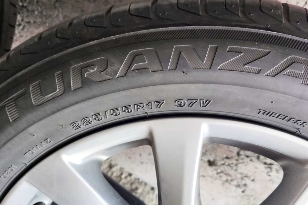 Mazda джанти 17" с летни гуми - 4 бр.