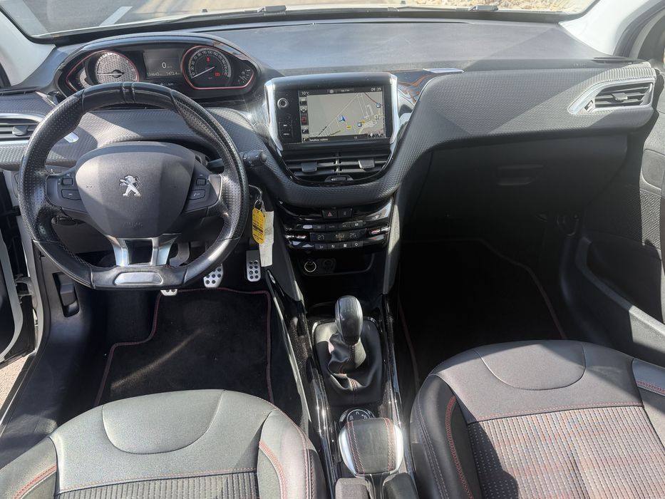 Peugeot 2008 Gt-Line  Alb Perlat