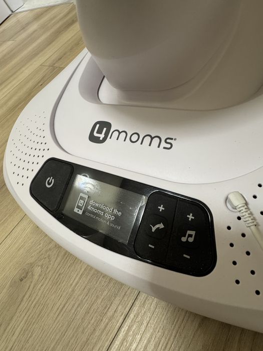Електрическа бебешка люлка mamaRoo 4.0