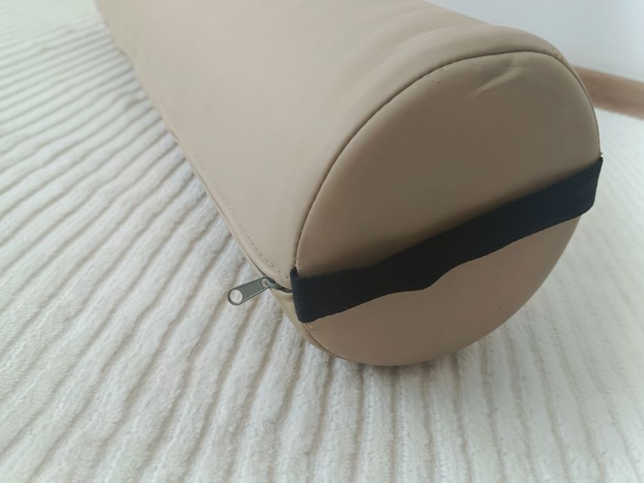 Валик ортопедический