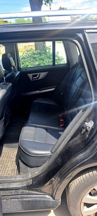 Продавам MERCEDES GLK 320