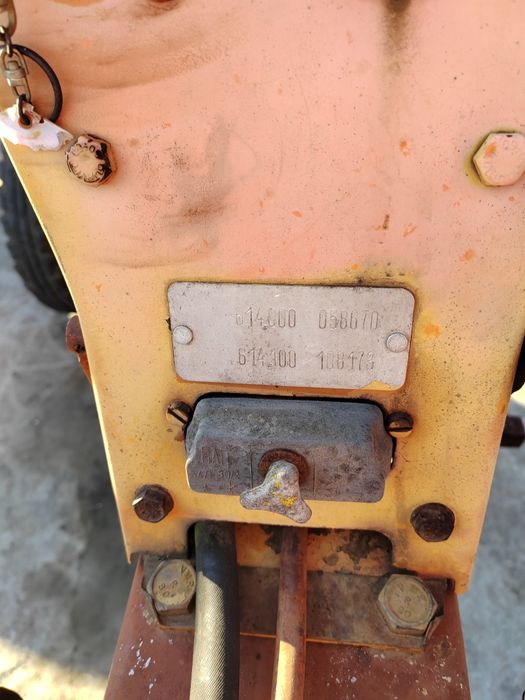 Vând Tractor Fiat