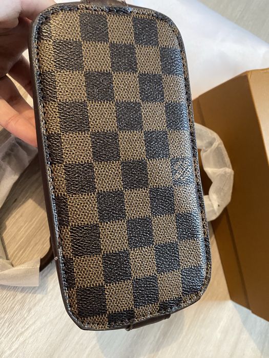 Geantă Louis Vuitton