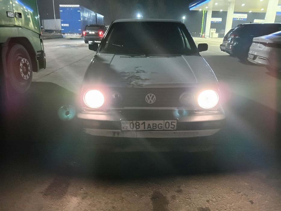 Продам гольф2 1991г автомат каробка