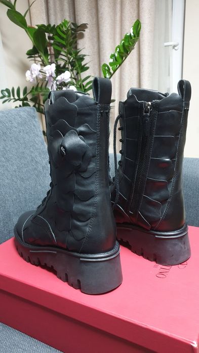 Ботуши Valentino