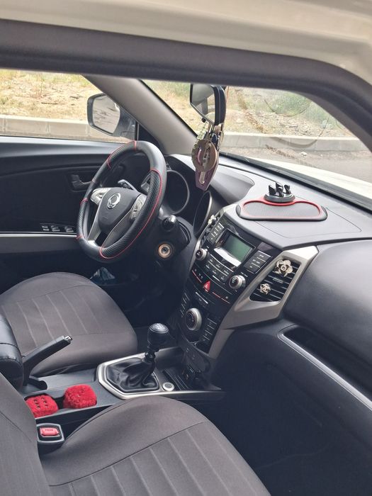 Ssangyong Tivoli 2016