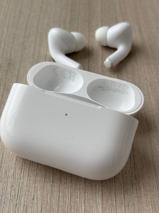 AirPods Pro 2 в отличном состоянии