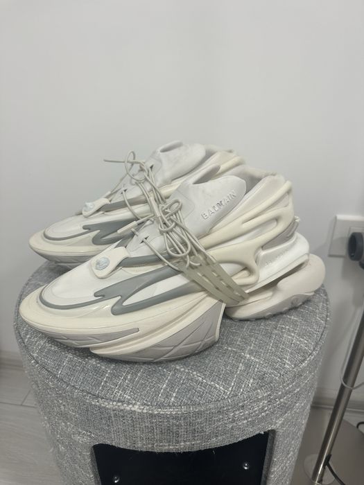 Balmain unicorn albi