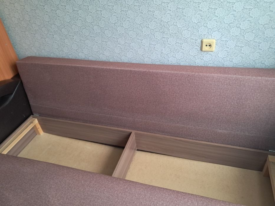 Продам диван для дома