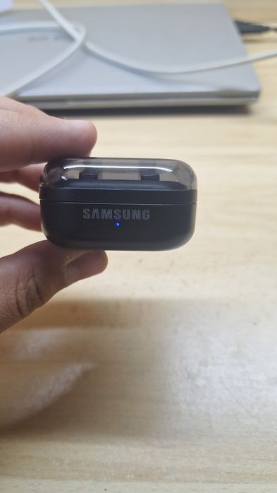 Galaxy buds 4 pro