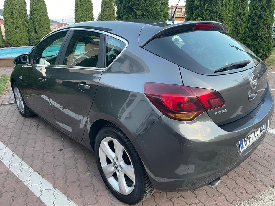OPEL Astra 2011 — imagine 3