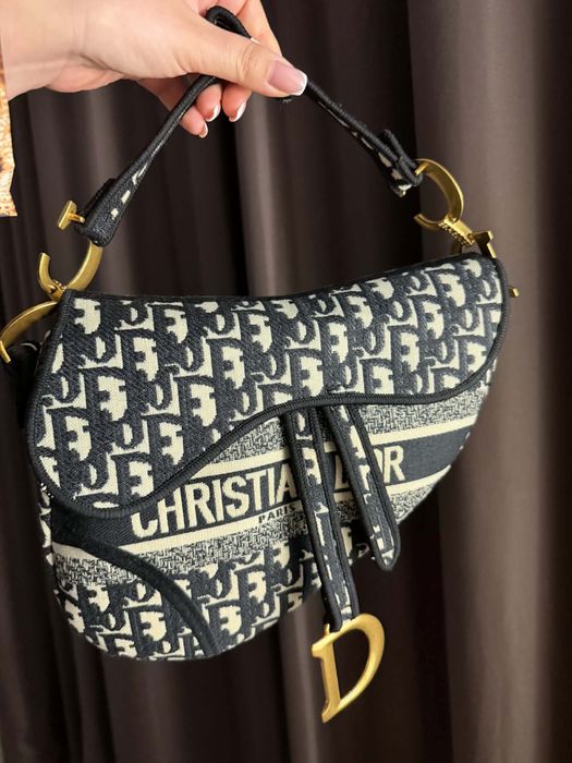 Дамска чанта модел Dior Saddle bag