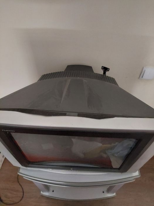 Телевизор LG+ подставка