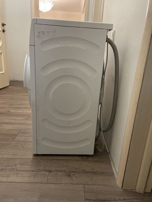 Продам стиралку BOSCH на 6 кг