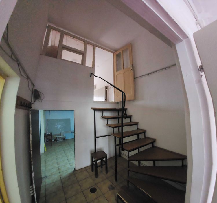 Spațiu comercial luminos, complet echipat, 65 mp – vad excelent