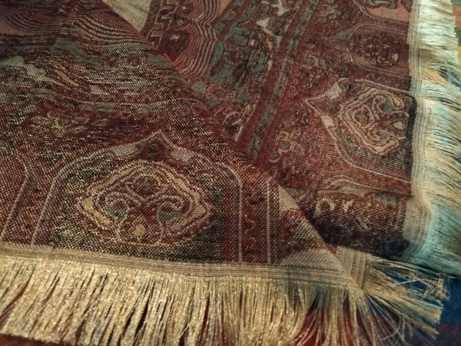 Продается палантин