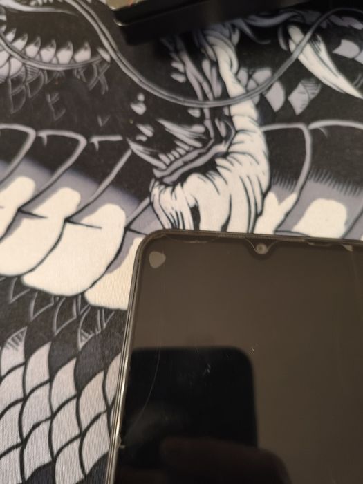 Продам телефон poco m5