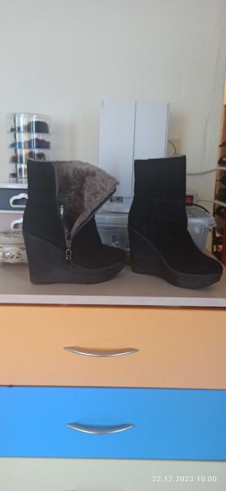 продавам ботуши.