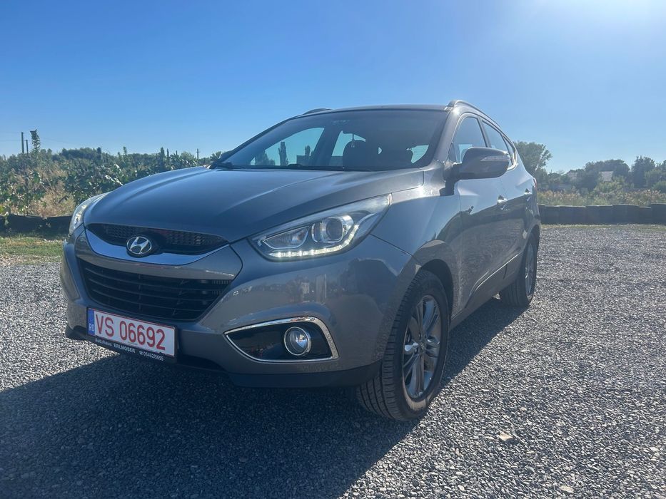 Hyundai ix35 Hyundai Tucson IX 35 2000 CRDI 4 X 4 Cutie Automata full electric