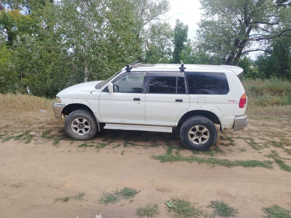 Продам мицубиси челенджер