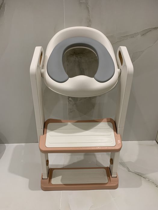 Reductor WC copii cu scarita pliabila si sezut moale Babysnugg