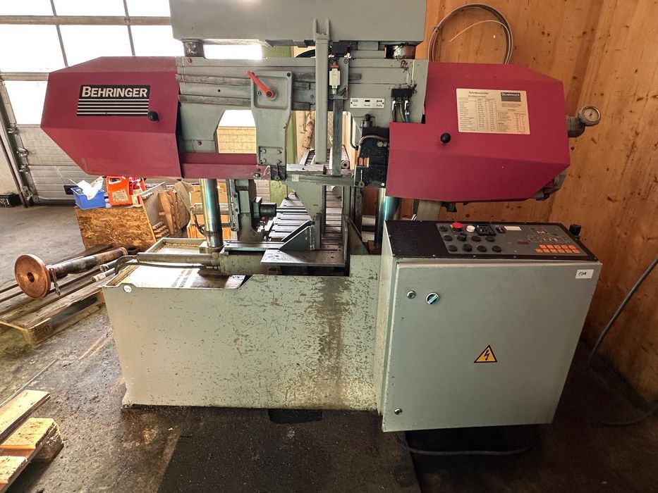 BEHRINGER HBP 263 A – Fierăstrău automat cu bandă CNC