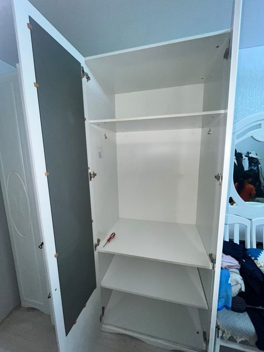 Продается Шкаф б/у цена 30 тыс