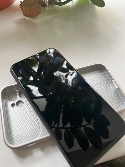 Iphone 11 продам напишите ватсап